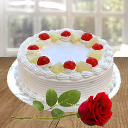 Yummy Vanilla Cake and charming Red Rose