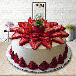 Piece-of-Relish 2 Kg Strawberry Cake