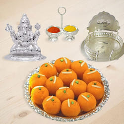 Auspicious Ganeshji Hamper with Sweets