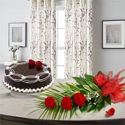 Book Online Red Roses with Chocolate Cake