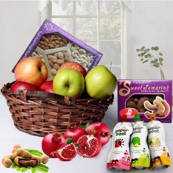 Fruits N Nuts Hamper for Moms Surprise