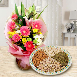 Radiant Seasonal Flowers with Dry Fruits
