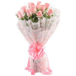 Dramatic 30 Pink Roses and Basketful Wishes