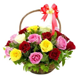 Ornamental 15 Varied Roses in a Beautiful Arrangement