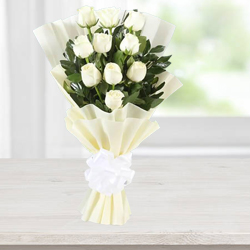 Zesty Collection of White Roses Bunch