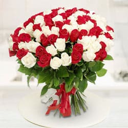 Striking Shine Red N White Roses Premium Bouquet