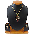 Fashionable Pendant Set Embellished with Stones