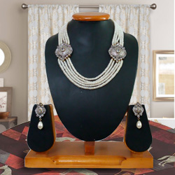 Beautiful Pearl Beaded Necklace