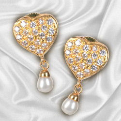 Scintillating Heart Shaped Pearl and Rhinestone studded Pair of Earrings