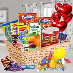 Luscious Sparkling Treats Hamper