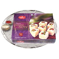 Silver plated thali with Roli Tika and Sagun Sweets
