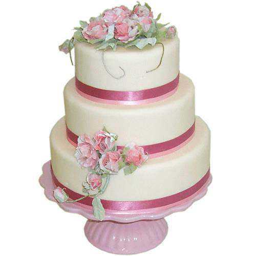 Delectable Three Tier Wedding Cake