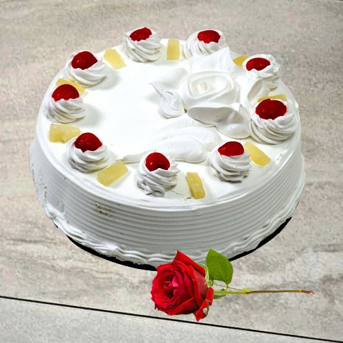 Enticing Eggless Vanilla Cake with Red Rose
