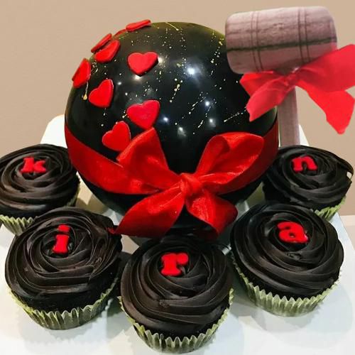 Ambrosial Chocolate Smash Cake with Chocolate Cup Cake