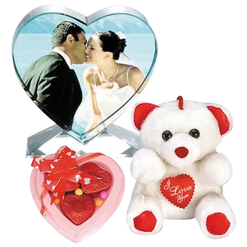 Remarkable Personalized Heart Crystal with Heart Chocolates n Cute Teddy
