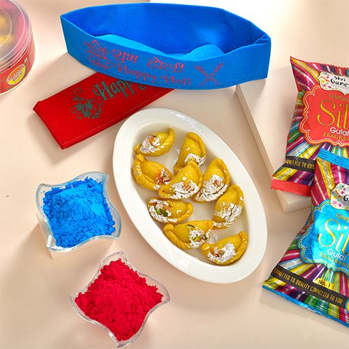 Divine Holi Gujiya N Gulal Delight