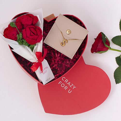 Heartfelt Gift Box Surprise
