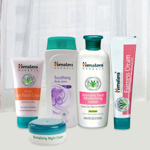 Wonderful Himalaya Gift Hamper for Women