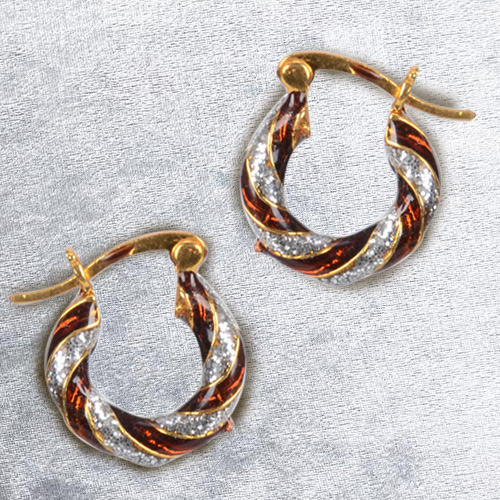 Exclusive Gold Toned Metal Looped Earrings Set