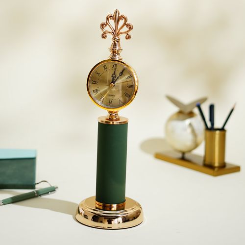 Sophisticated Green Leather Timepiece