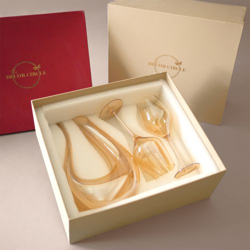 Chic Amber Decanter  N  Glasses Duo