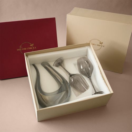 Smokey Decanter  N  Wine Glass Hamper