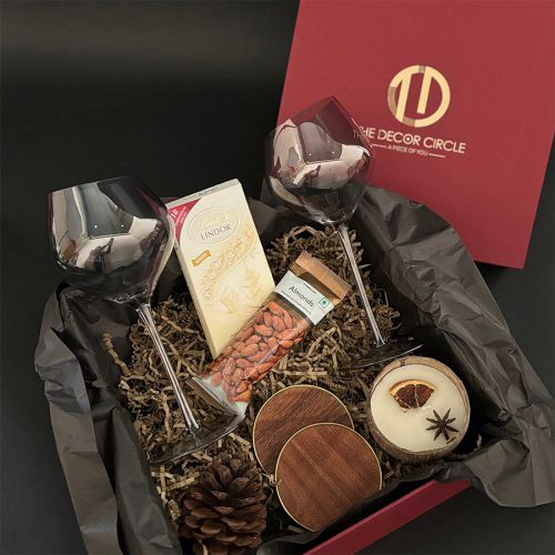 Elegant Wine Glasses N Treats Set