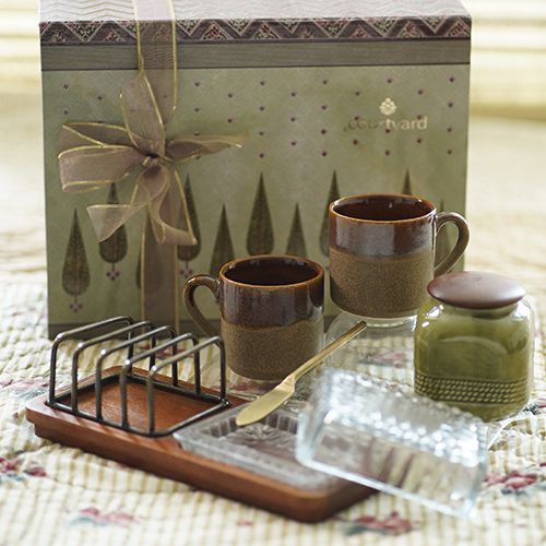 Delightful Breakfast Hamper Box