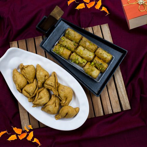 Yummy Roll Baklava with Haldiram Mini Samosa